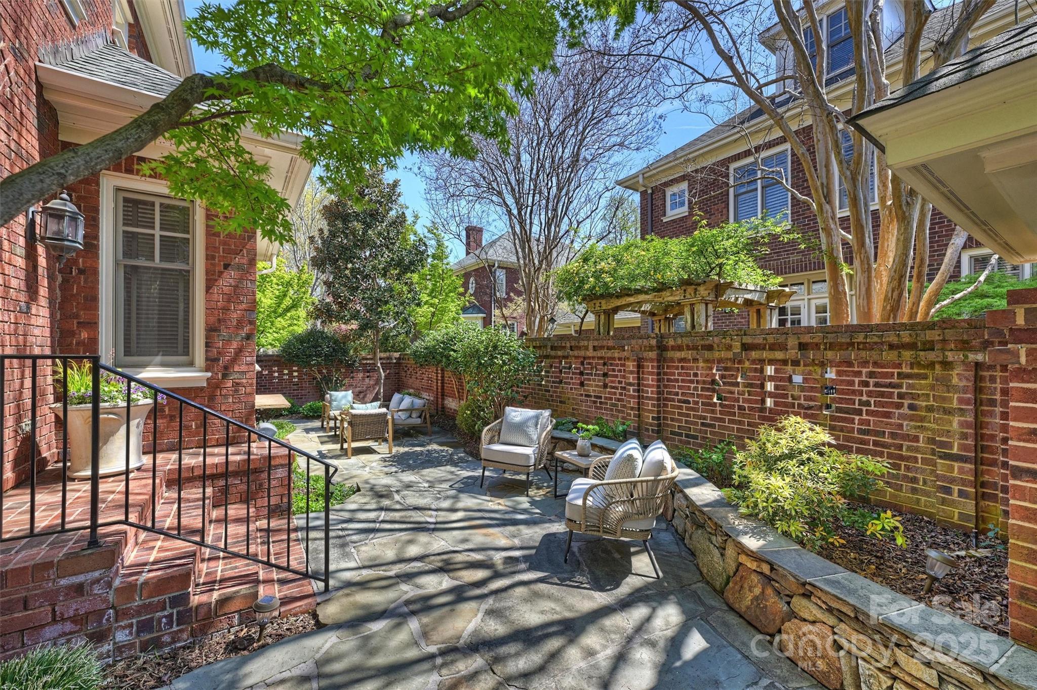 Myers Park - Residential