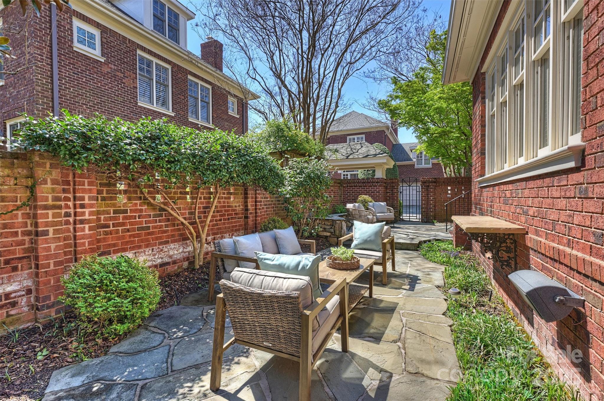 Myers Park - Residential