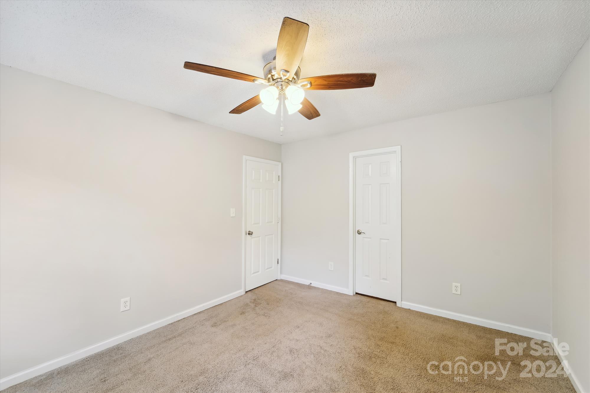 Martin Lakes - Residential