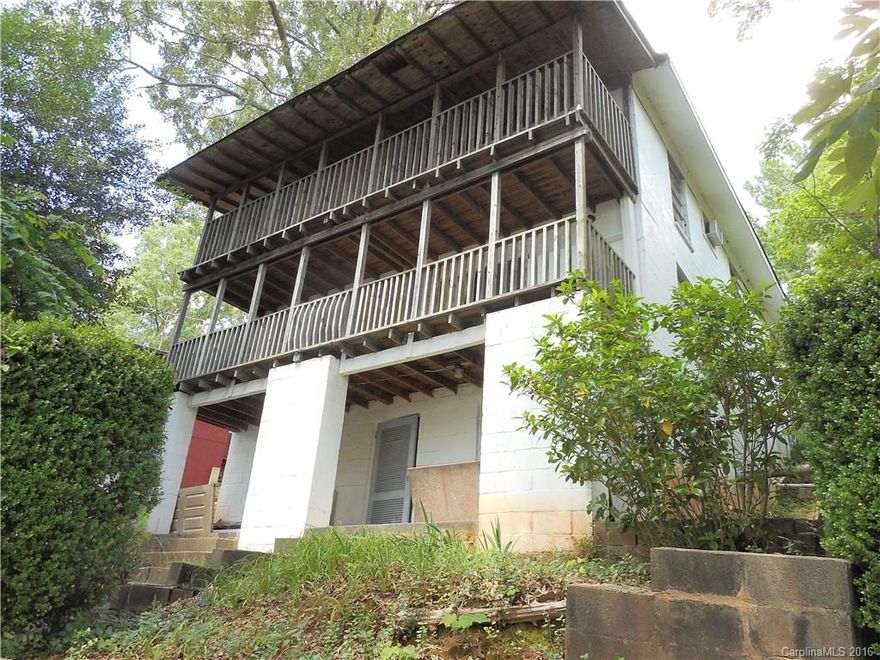 Fishing Creek-This home has Charm and Character with Wooden Ceilings, Knotty Pine Kitchen Cabinets and beautiful veiws of the water on every level.    4 Bedrooms, 3 baths, Great rooms Concept, Great Storage and Play room. Afordable Waterfront property with one of a kind Concrete Pier and Concrete Block Boathouse. Private yard . Quiet area.
Live year round or just Weekends.