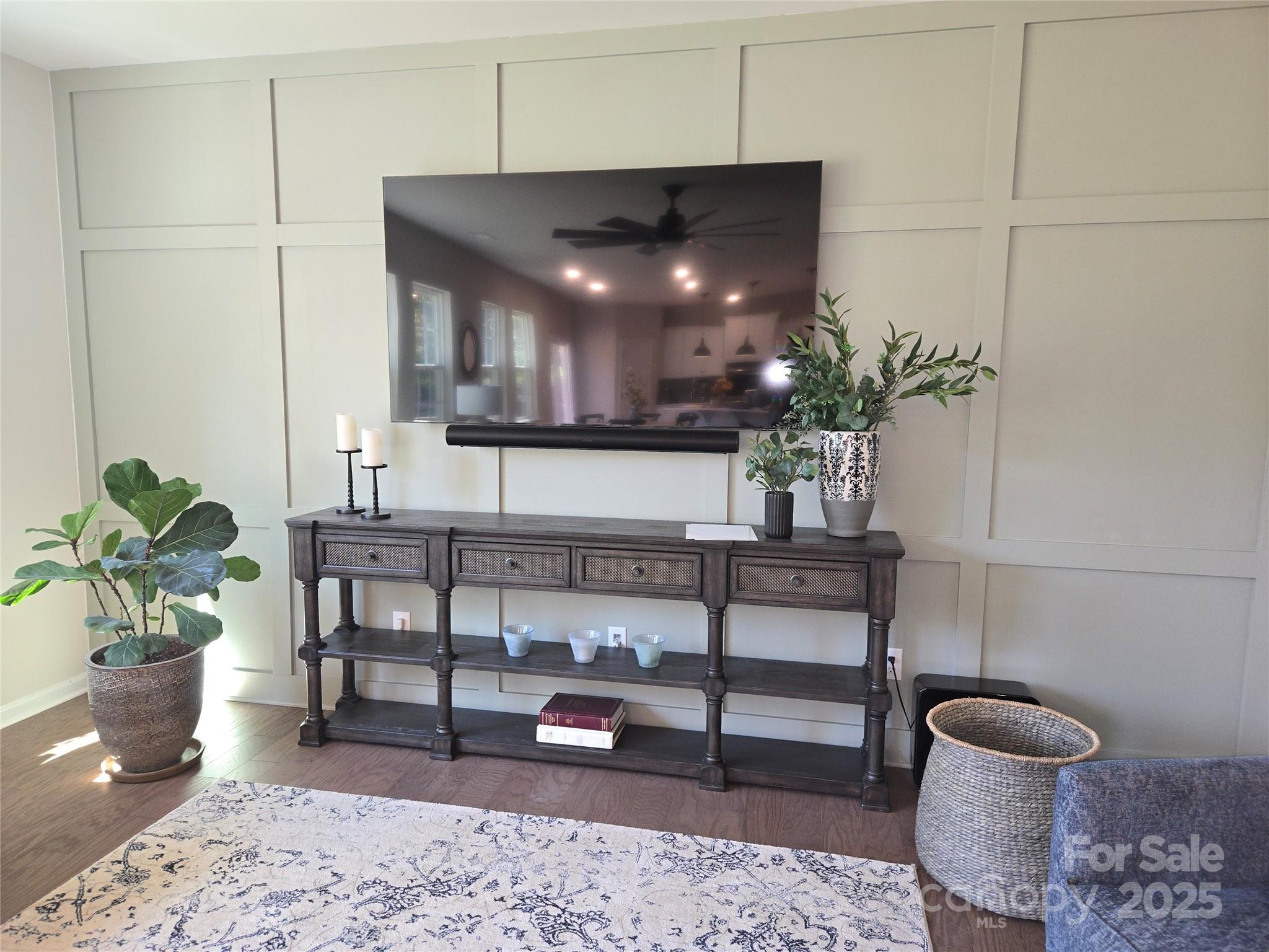 The Estates at Arlington Woods - Residential