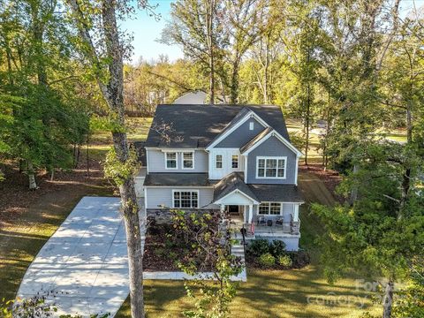 Photo of 14002 Autumn Glory Drive, Mint Hill, NC 28227 (MLS # 4309566)