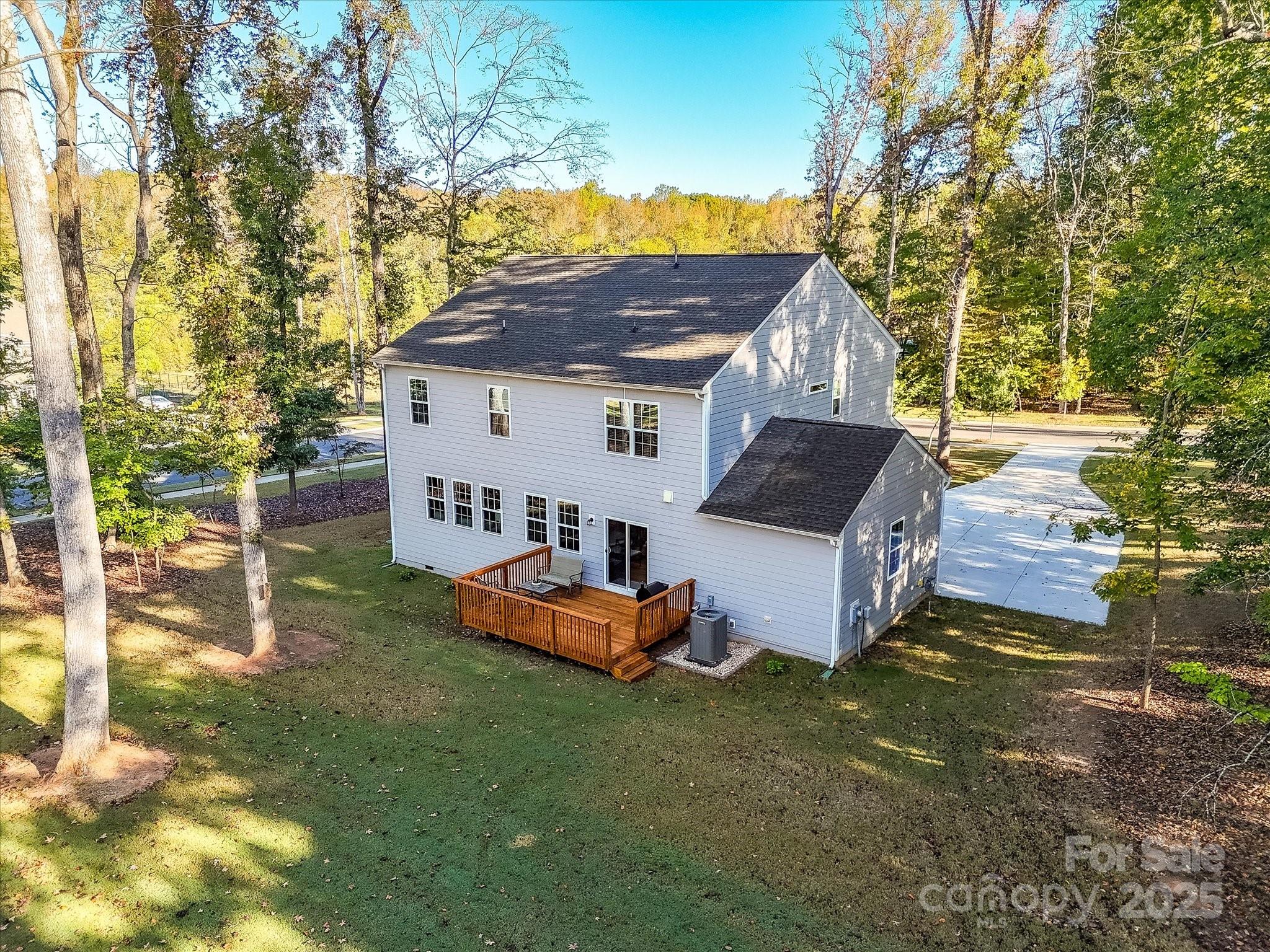 The Estates at Arlington Woods - Residential