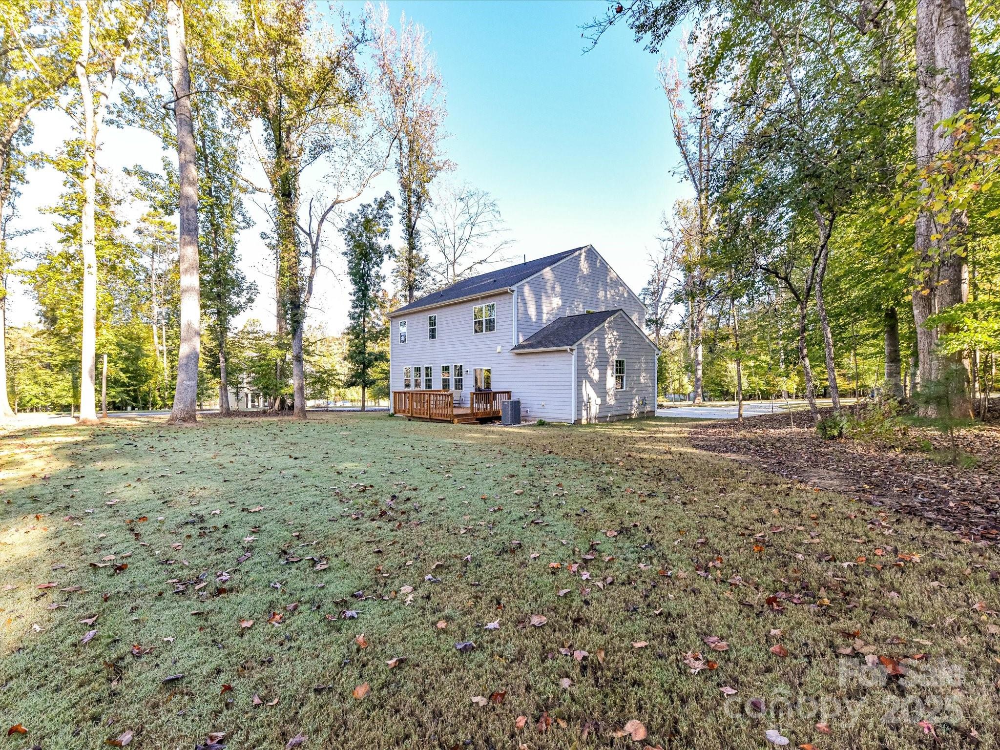 The Estates at Arlington Woods - Residential