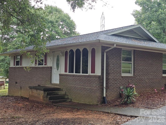 2782 W VIEW ST, HICKORY, NC 28601 - Image 041eb8acb3c93fbb3f05cbc1b3f585f2/2452826217