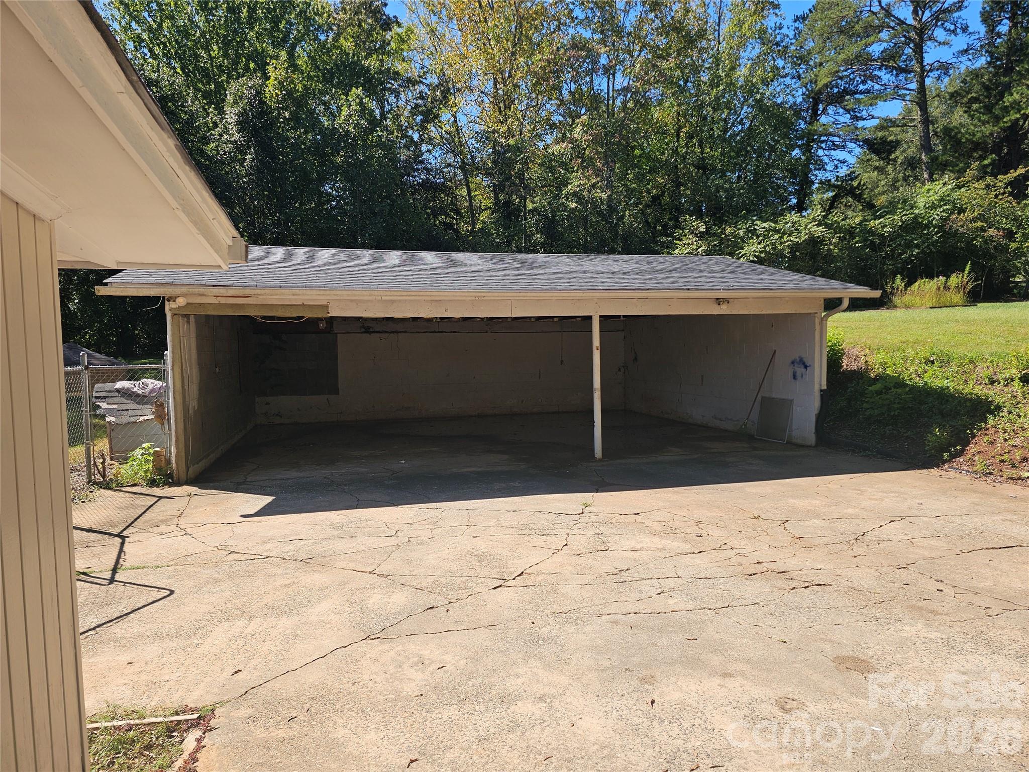 2782 West View Street