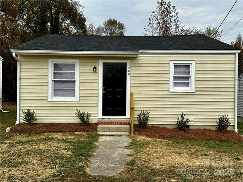 208 S Lexington Drive Lexington NC 27292