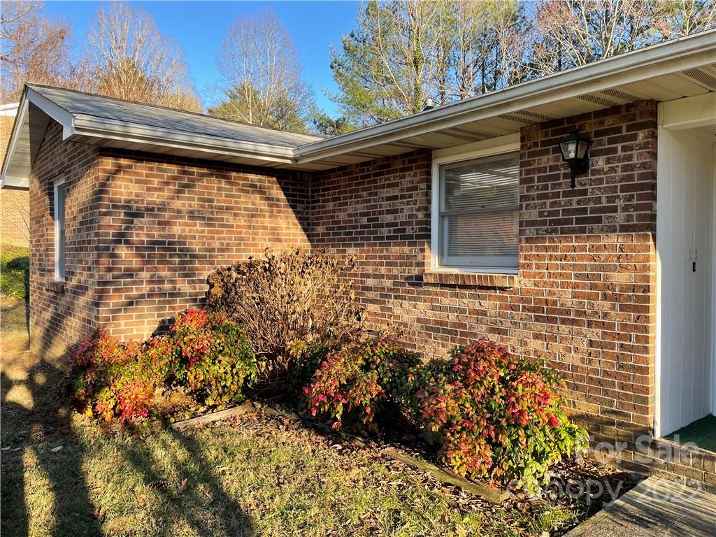 Brookside Manor - Residential