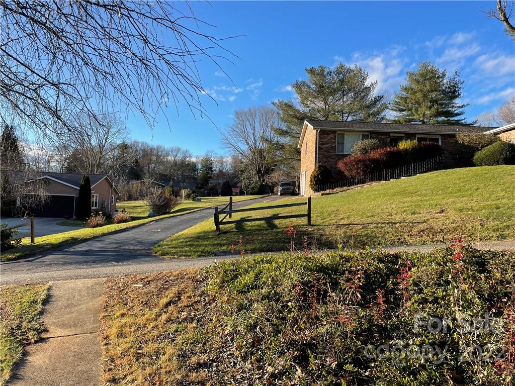 Brookside Manor - Residential