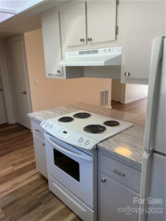 Brookside Manor - Residential