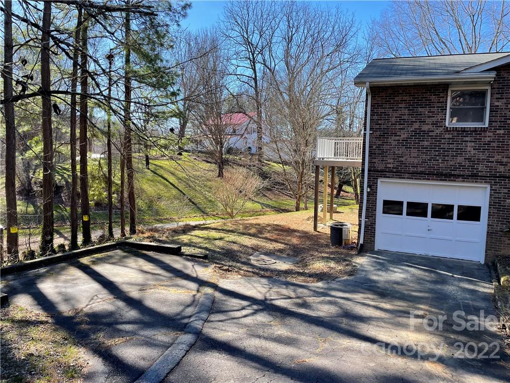 Brookside Manor - Residential