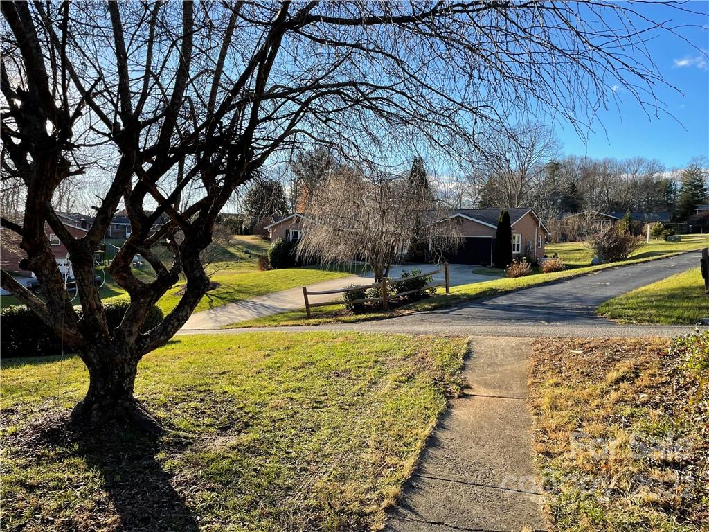 Brookside Manor - Residential