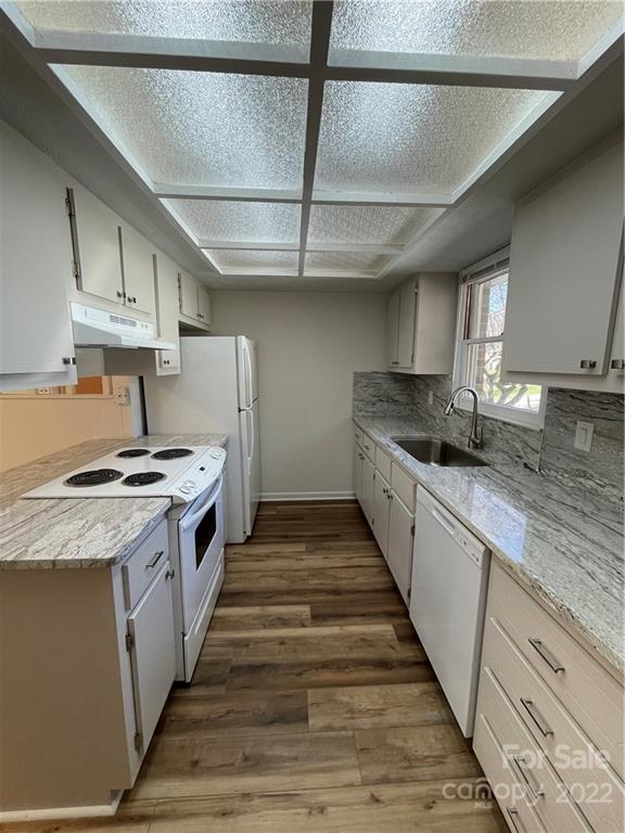 Brookside Manor - Residential