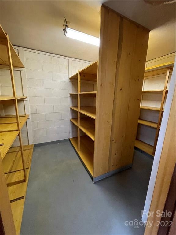 Brookside Manor - Residential