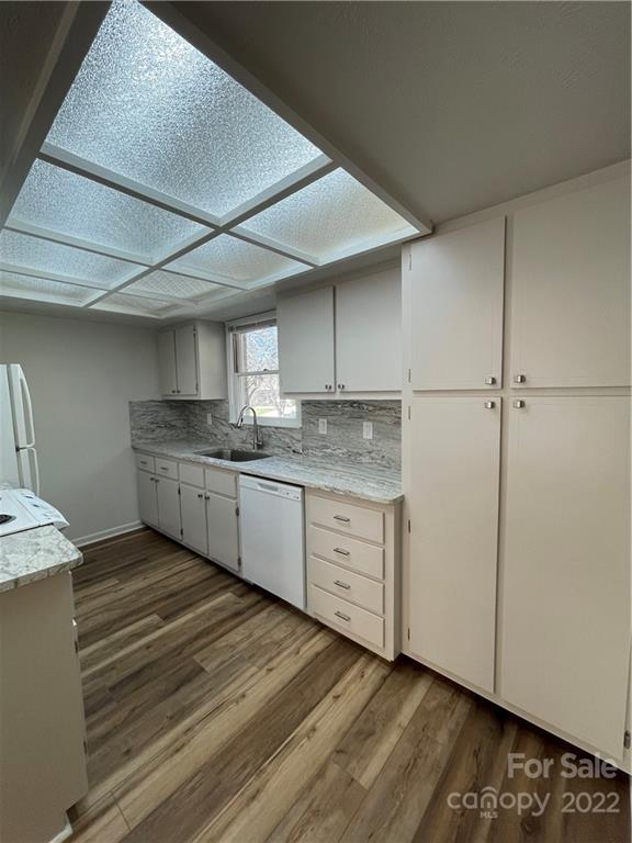 Brookside Manor - Residential