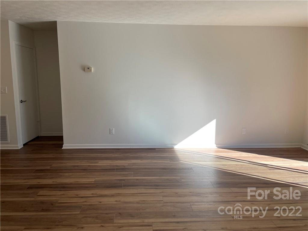 Brookside Manor - Residential