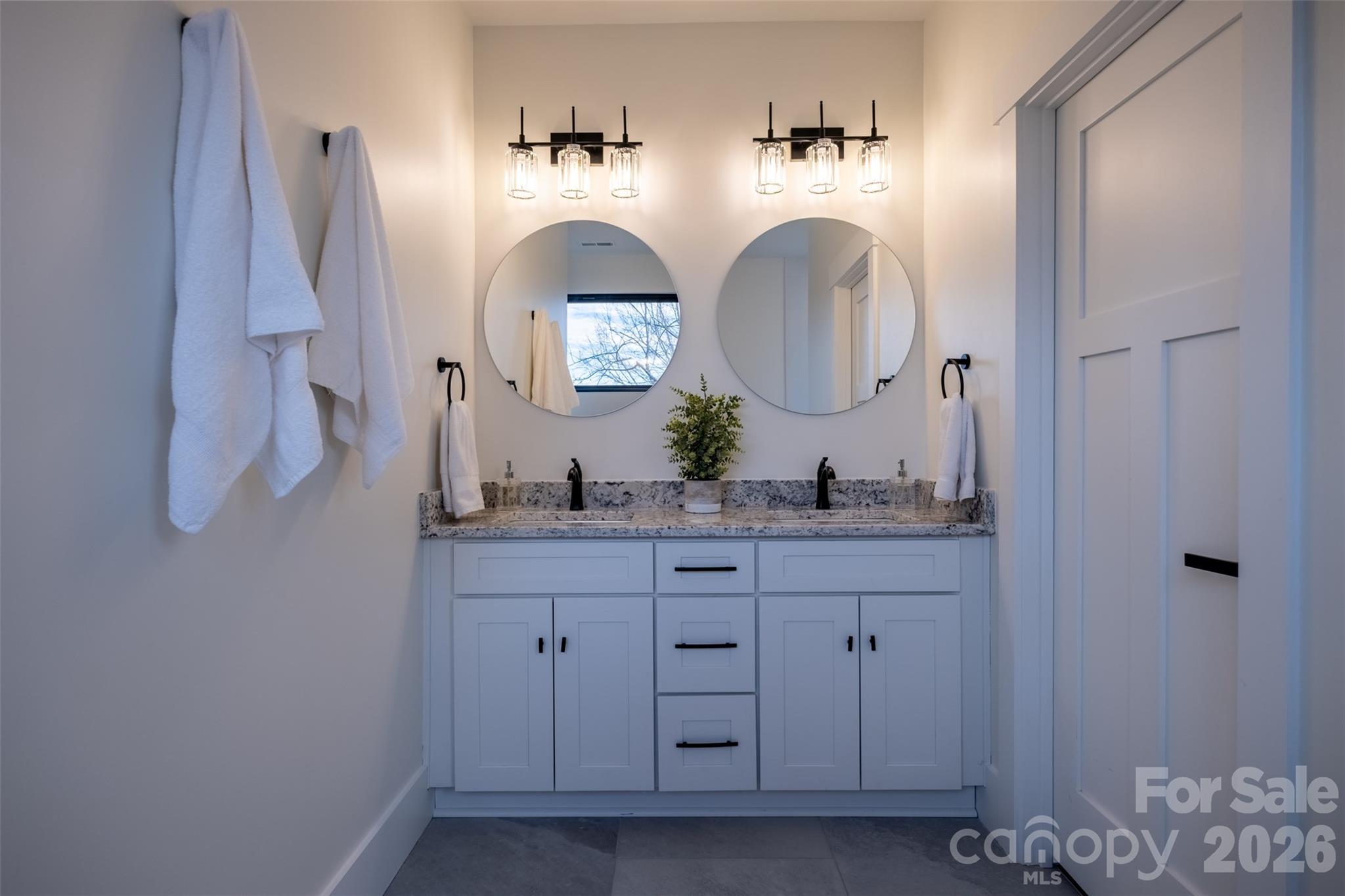 Commodore Peninsula - Residential