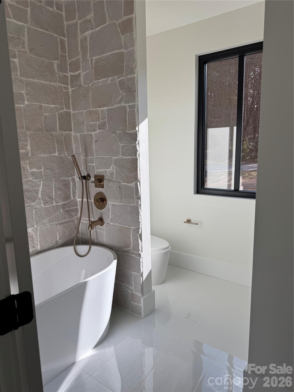 Commodore Peninsula - Residential