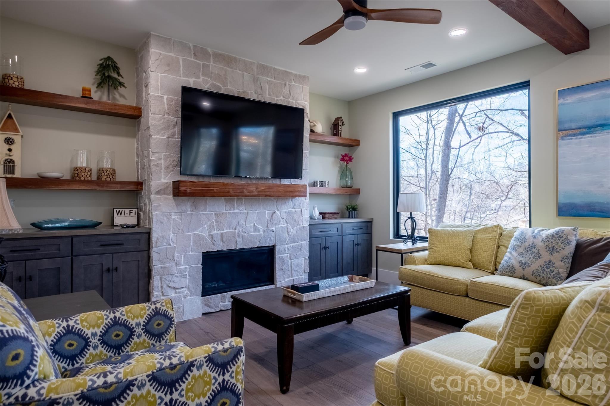 Commodore Peninsula - Residential