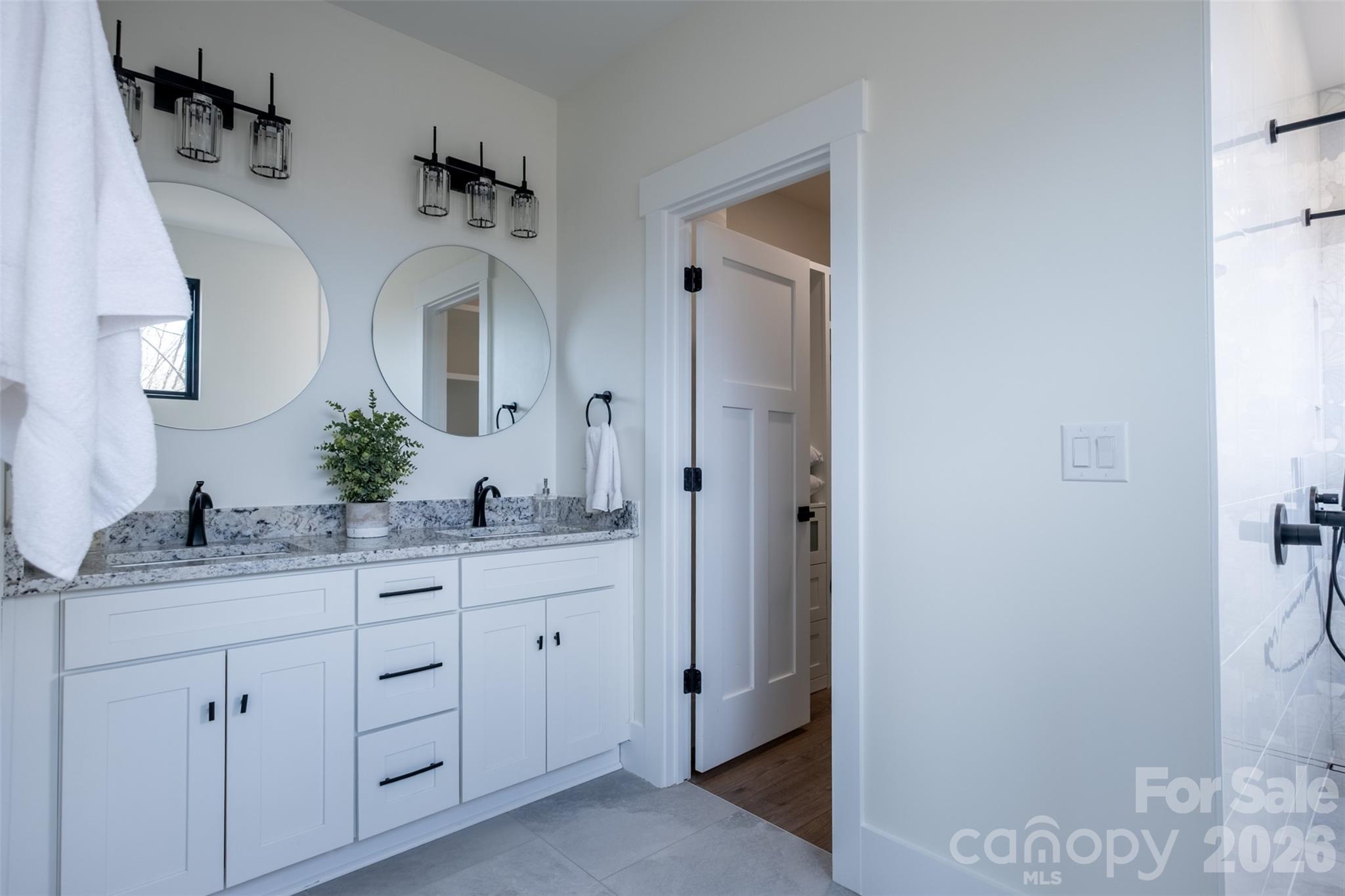 Commodore Peninsula - Residential