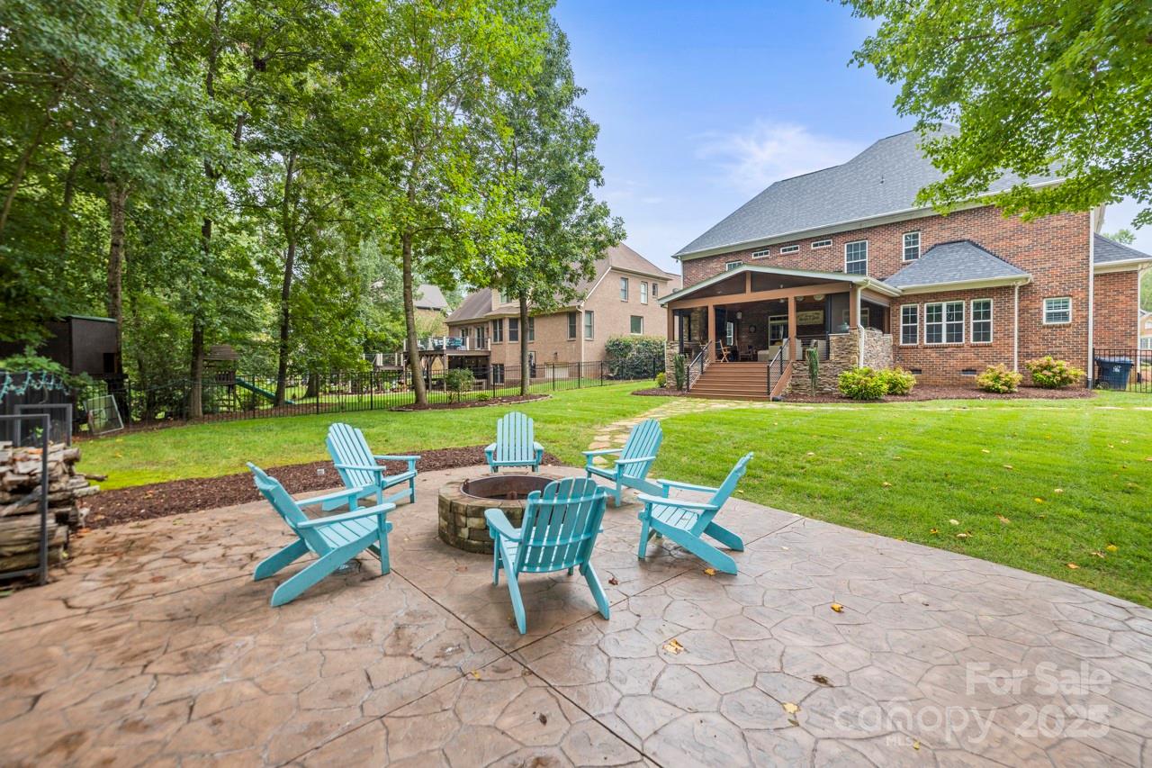 7791 Oak Haven Lane