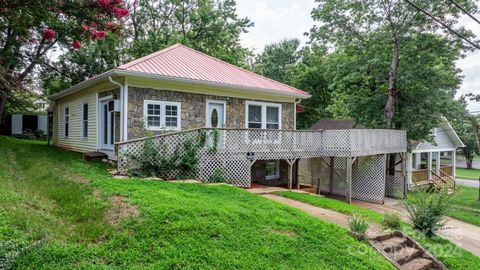 A home in Hickory