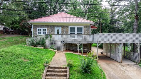 A home in Hickory