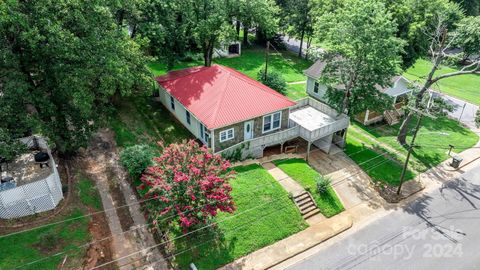 A home in Hickory