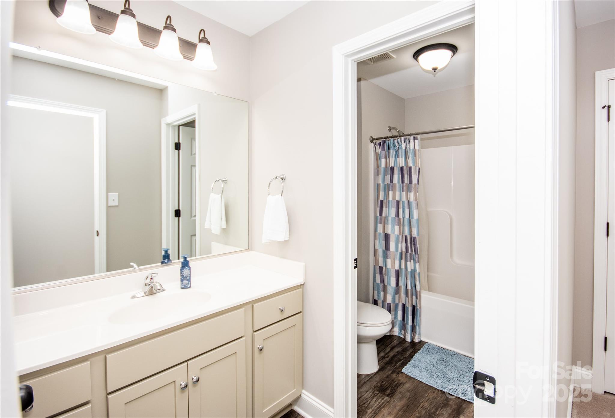 Seven Oaks - Residential