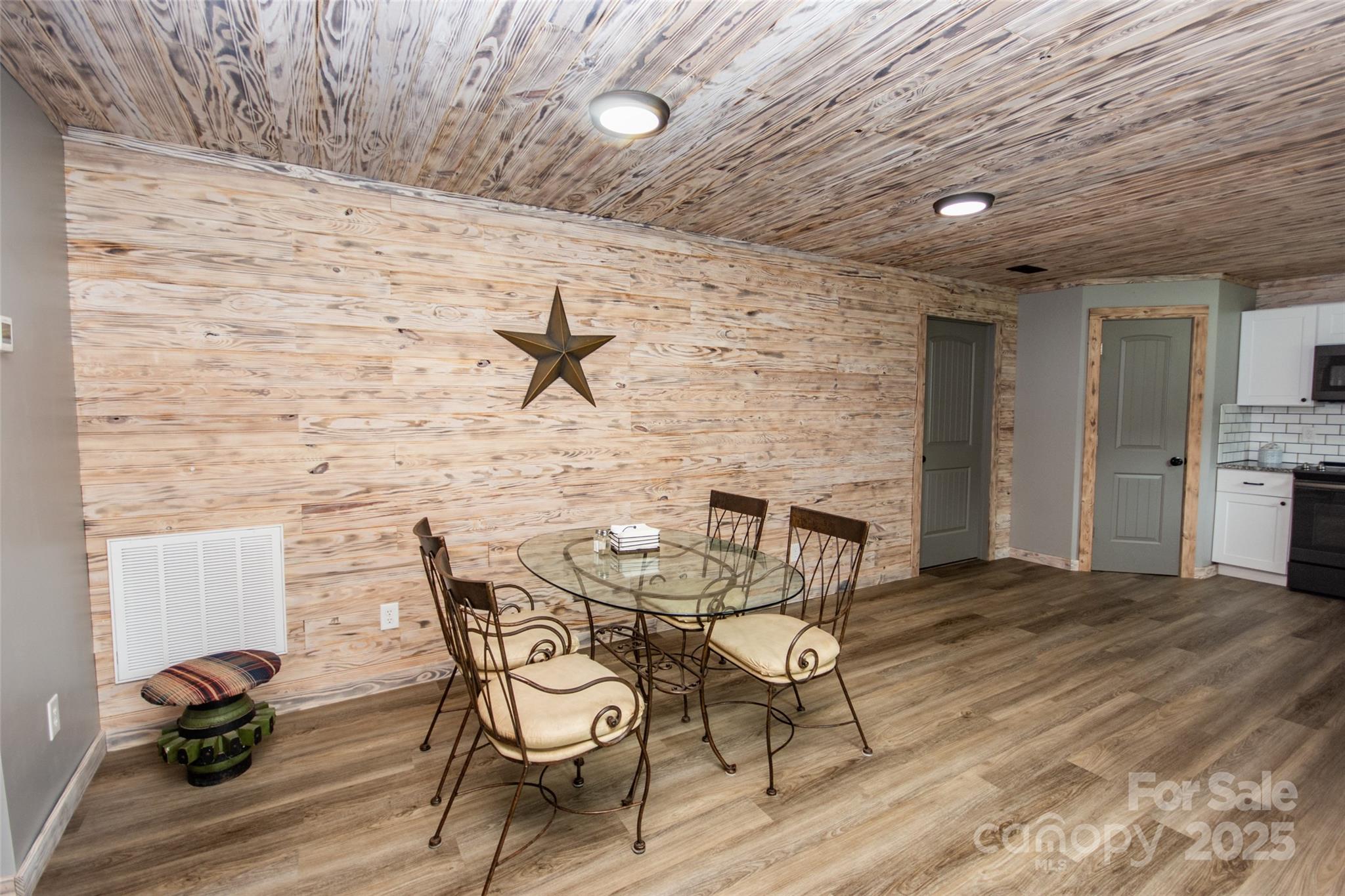 Seven Oaks - Residential