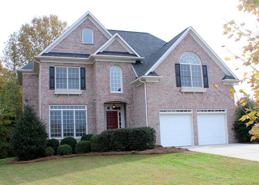 Beautiful all brick home on a gorgeous half-acre cul-de-sac wooded lot!  Completely updated including new mosaic tile backsplash, new carpet and refinished hardwood floors, fresh paint inside and out. Extensive moldings and trey ceiling in master br and dining room. Open floor plan, dramatic 2 story great rm w/fireplace & built in shelves. Great location!  Just a short walk to the clubhouse and only minutes from the best shopping and dining in Ballantyne.