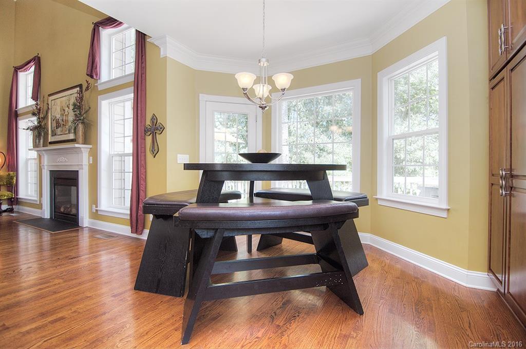 Lake Shore - Residential