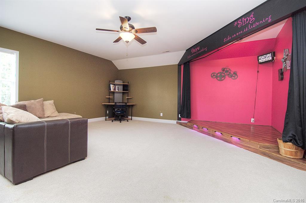 Lake Shore - Residential