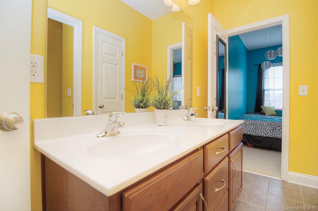 Lake Shore - Residential