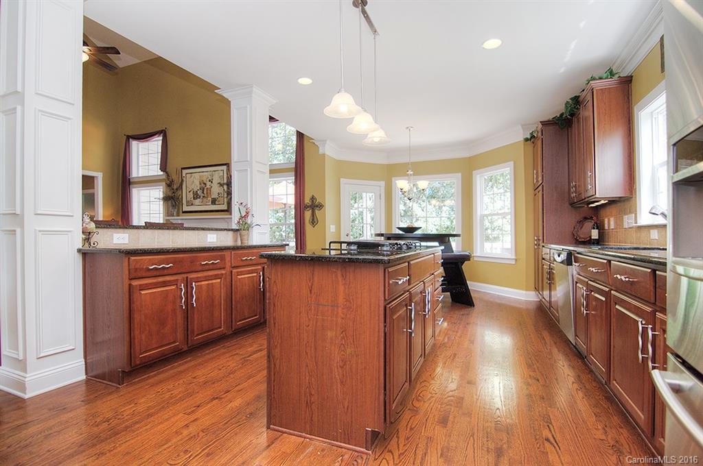 Lake Shore - Residential