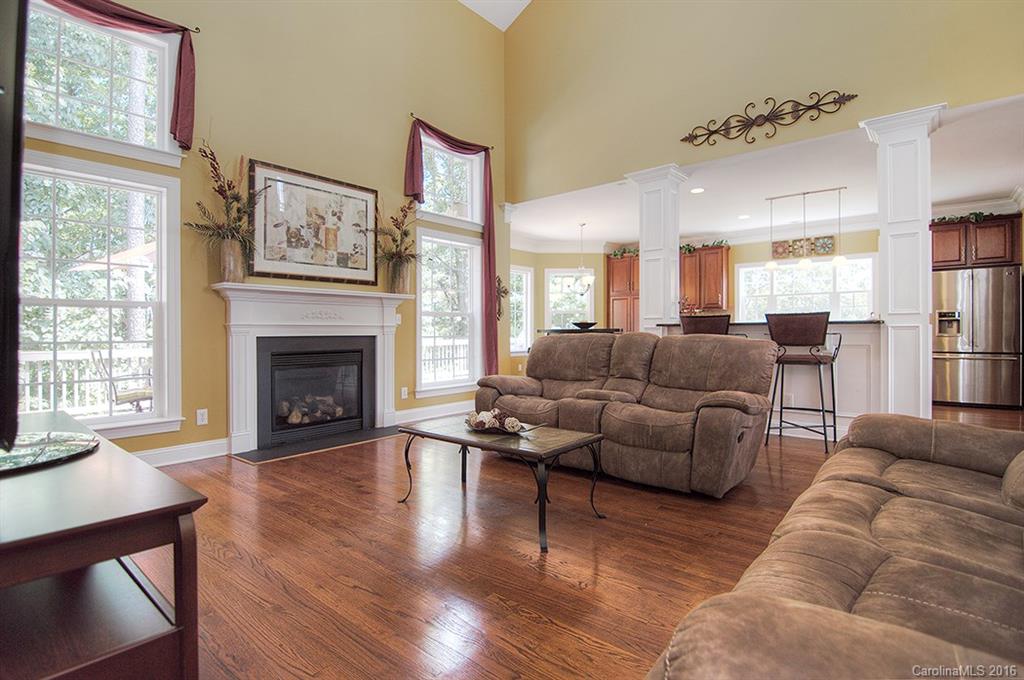 Lake Shore - Residential