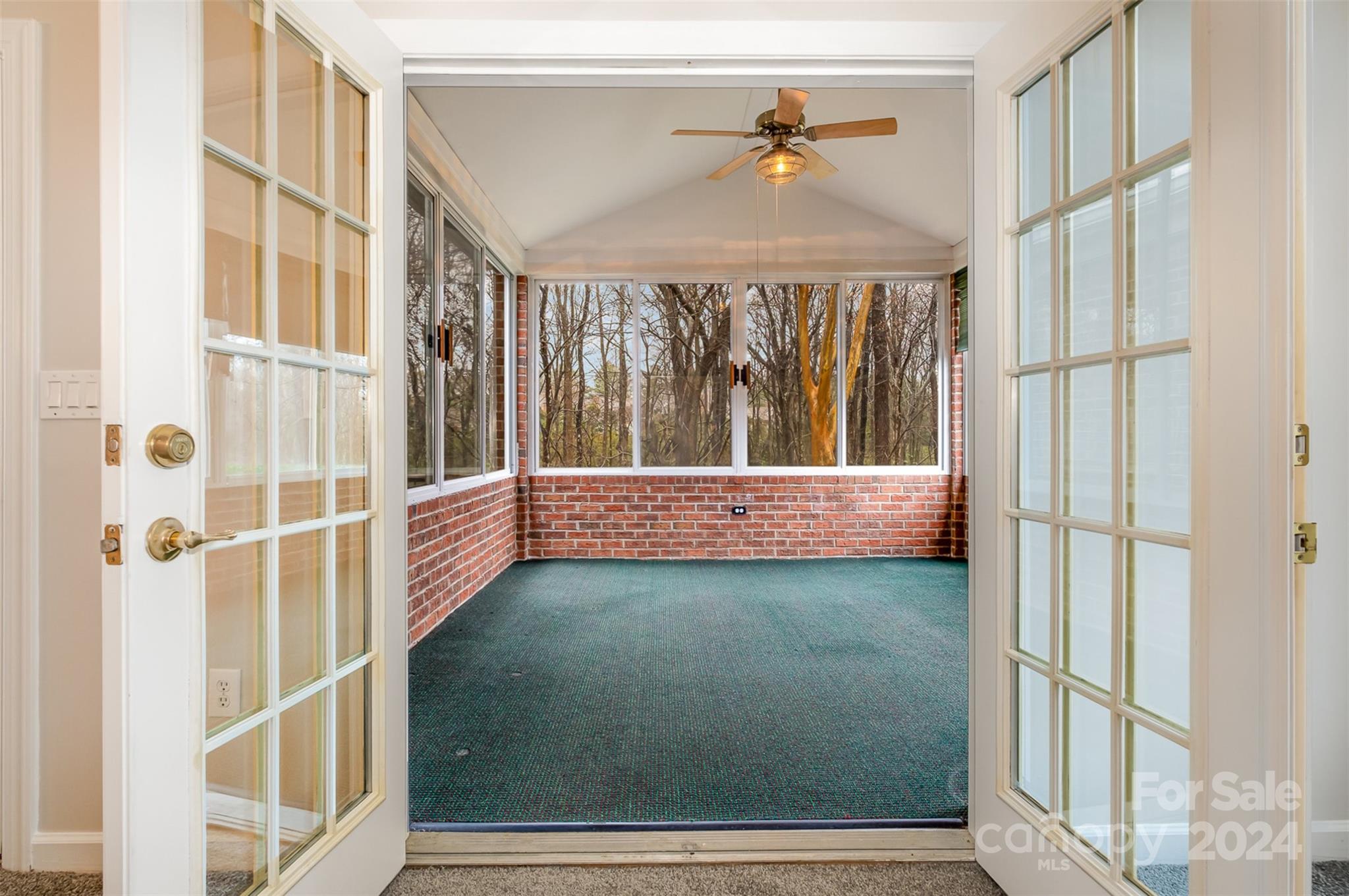 Windsor Oaks - Residential