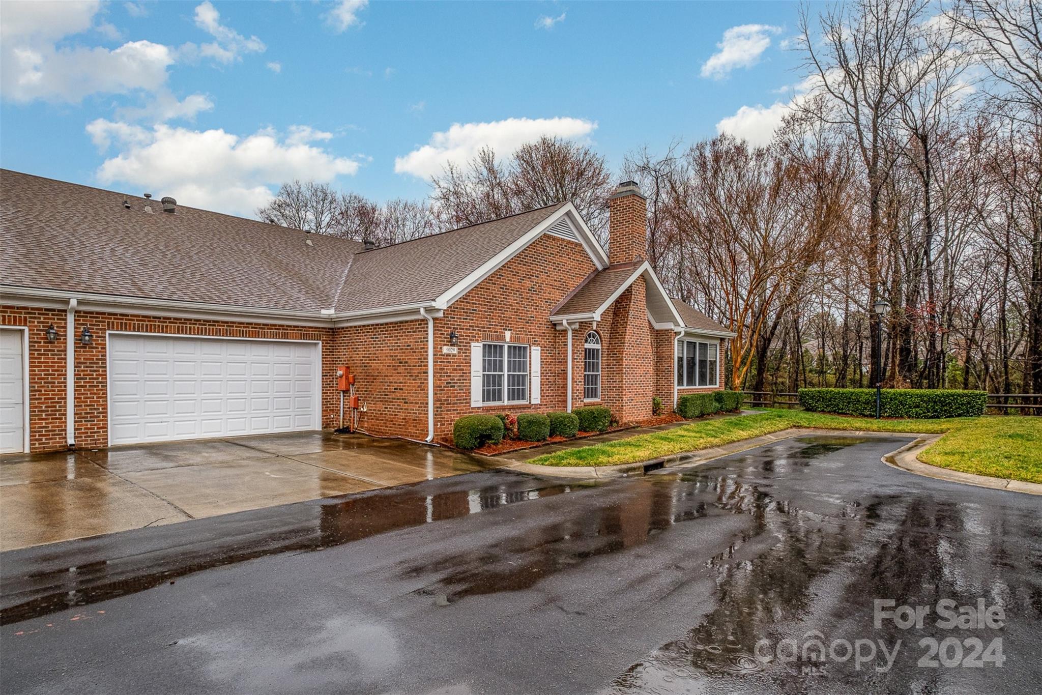 Windsor Oaks - Residential