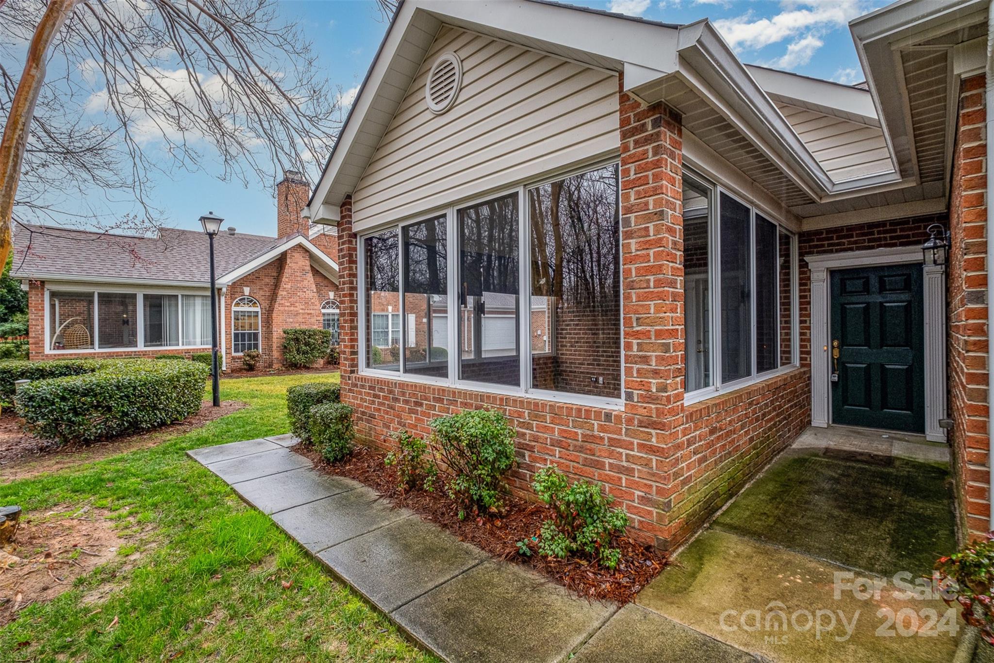 Windsor Oaks - Residential