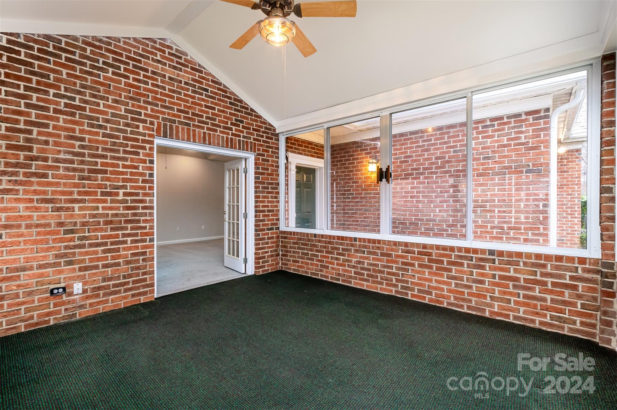 Windsor Oaks - Residential