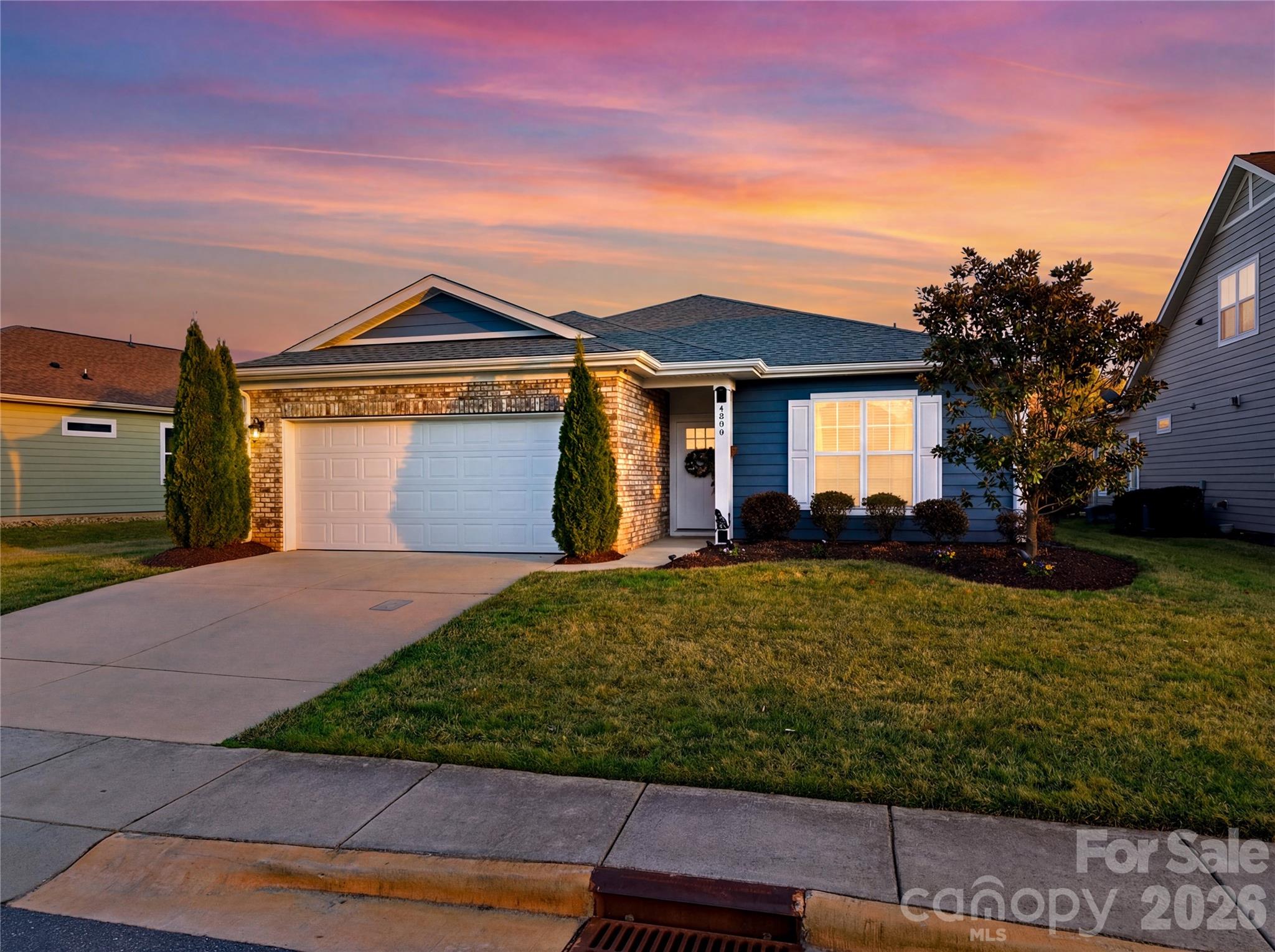 4899 Looking Glass Trail