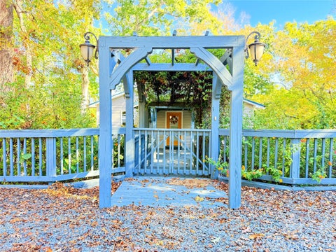 Photo of 547 Lake Shore Drive, Norwood, NC 28128 (MLS # 4437295)