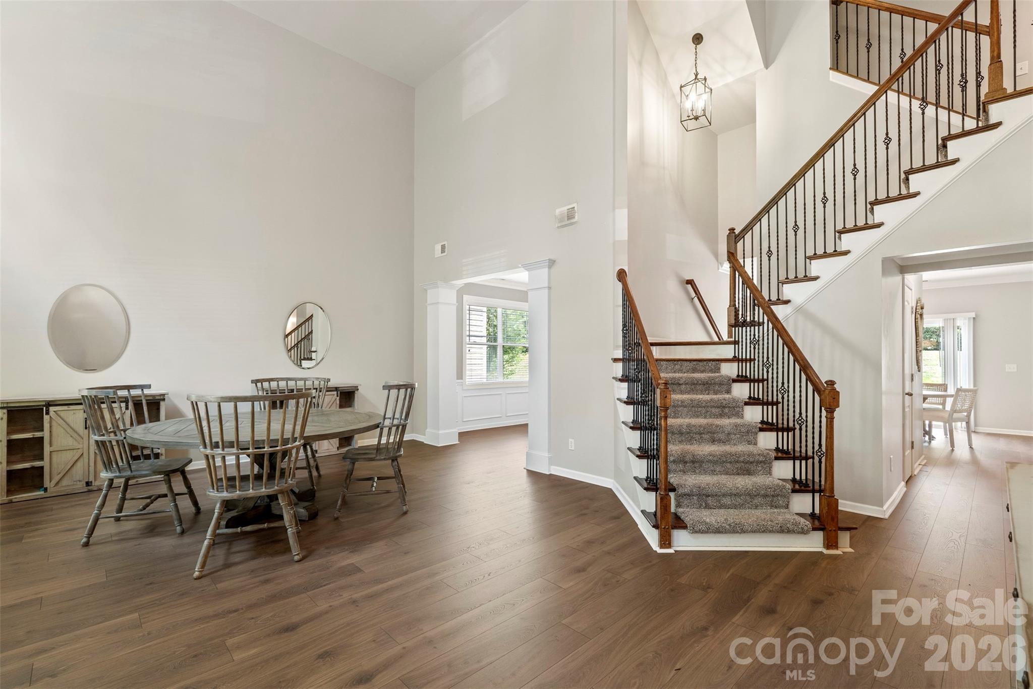 10019 Elizabeth Crest Lane