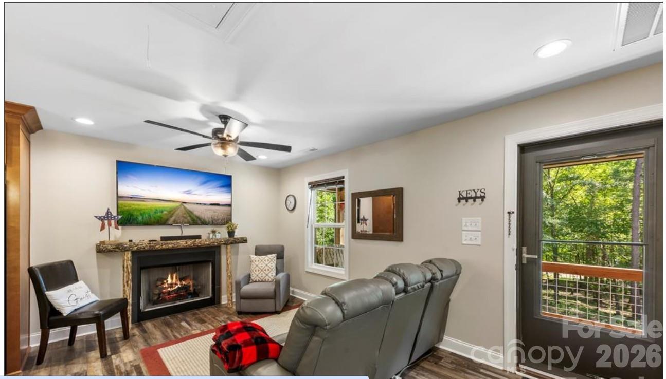 CATAWBA COVE - Residential