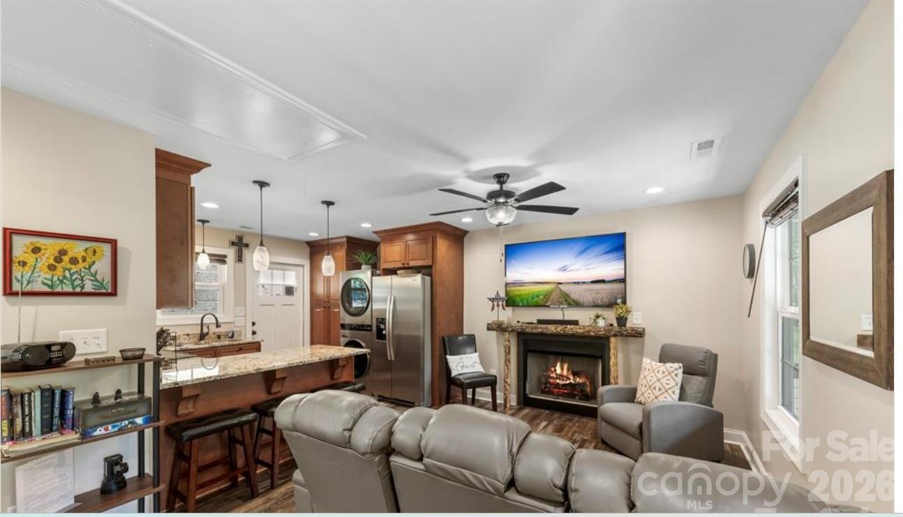 CATAWBA COVE - Residential