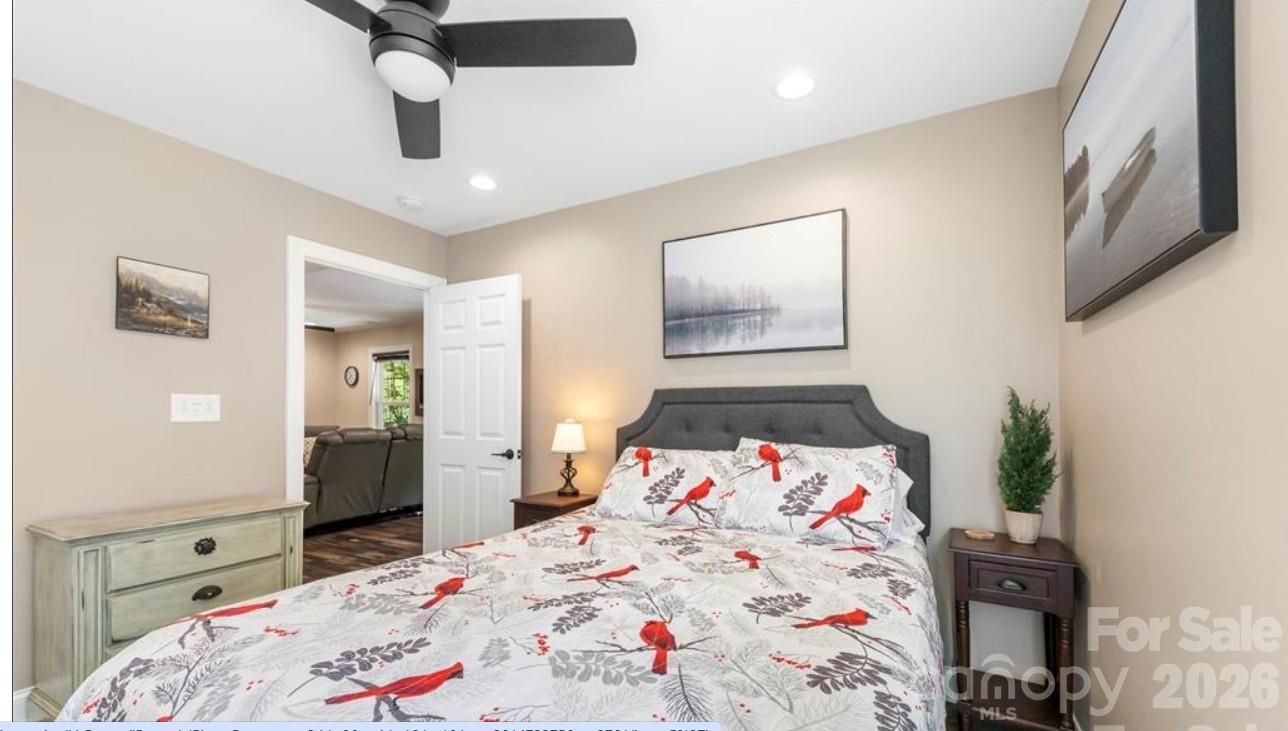 CATAWBA COVE - Residential