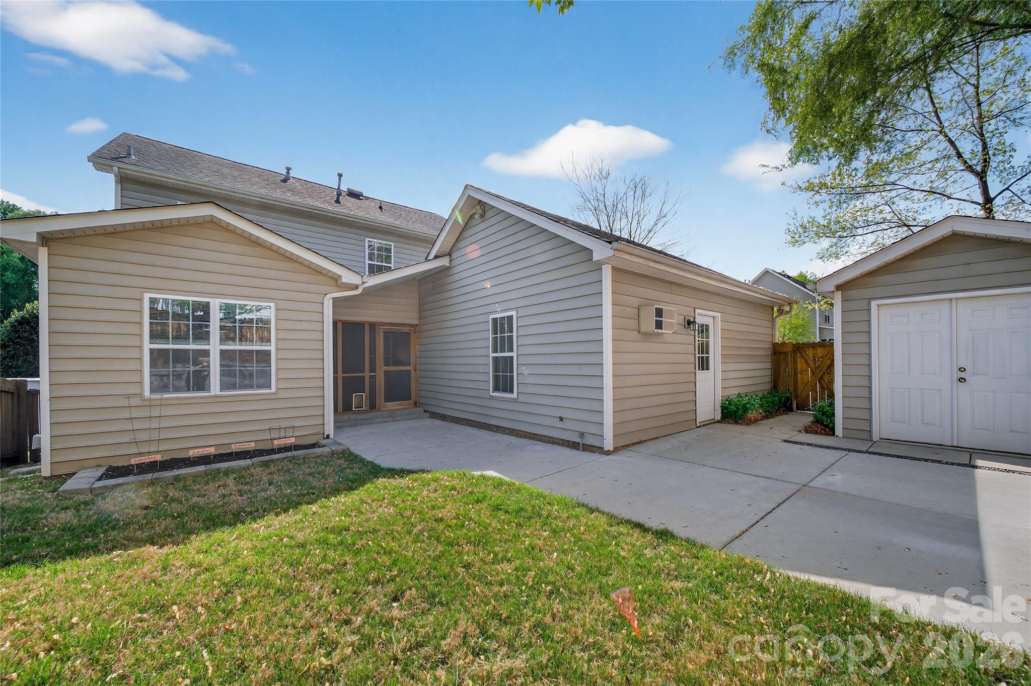 Regent Park - Residential