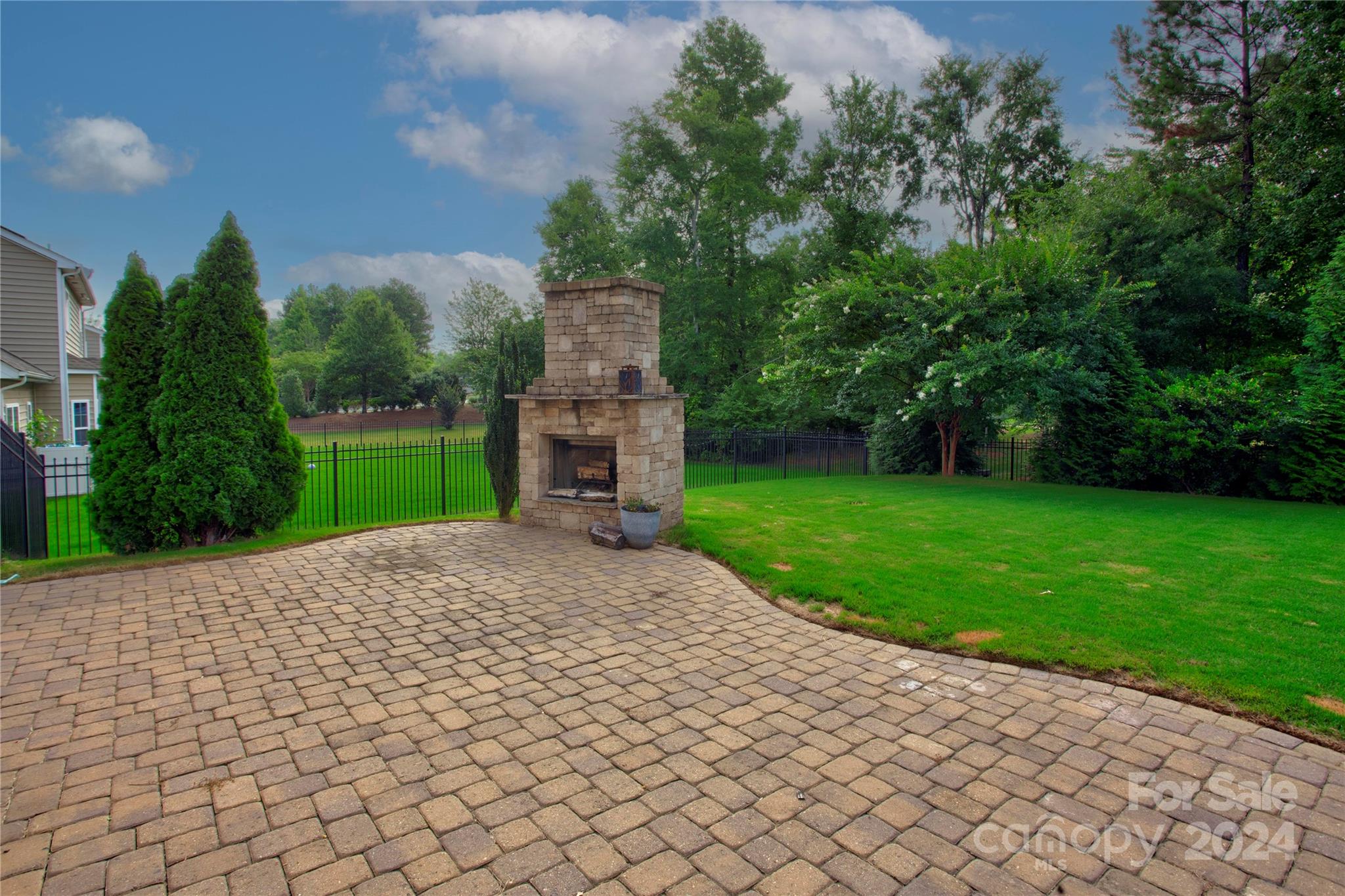 Brookedale Commons - Residential