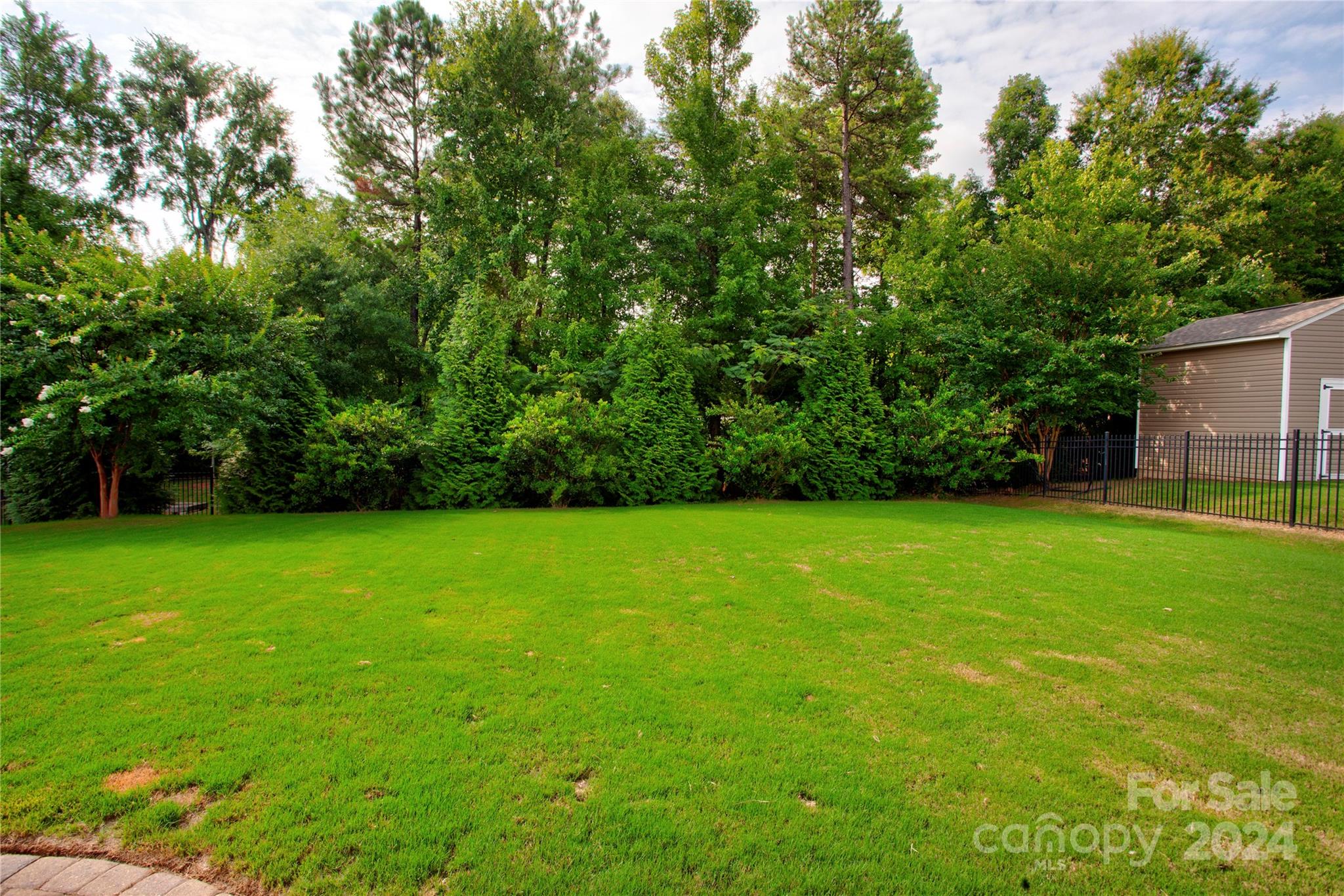 Brookedale Commons - Residential