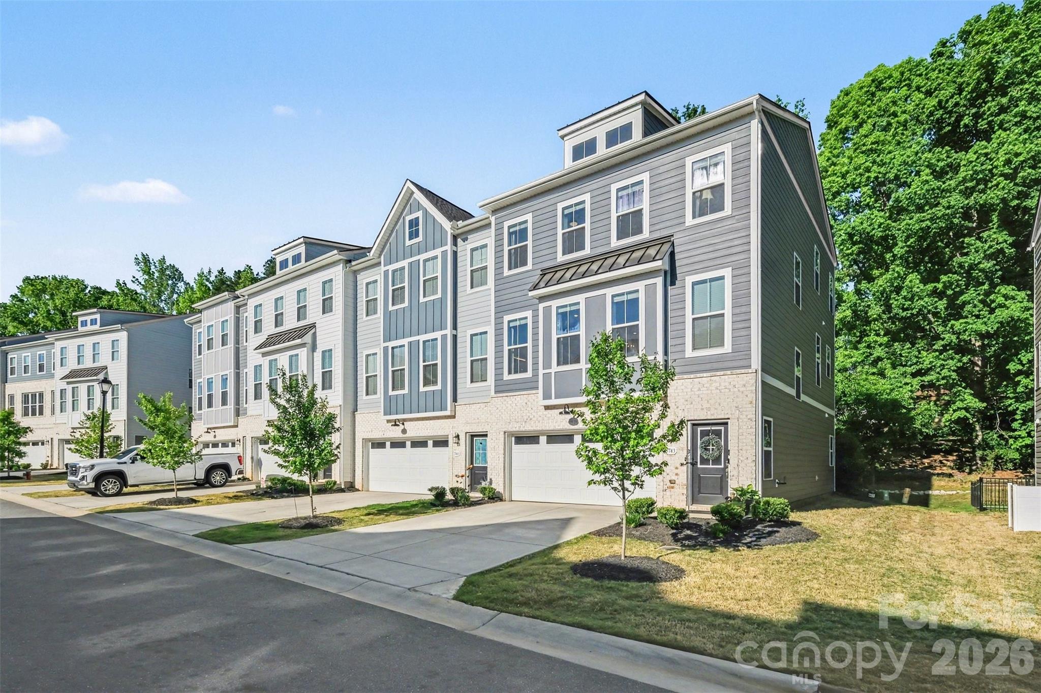 3743 Keyworth Way 34
